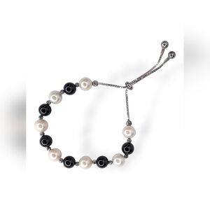 Sterling Silver Freshwater Pearl & Black Bead Adjustable Bracelet Elegant 925